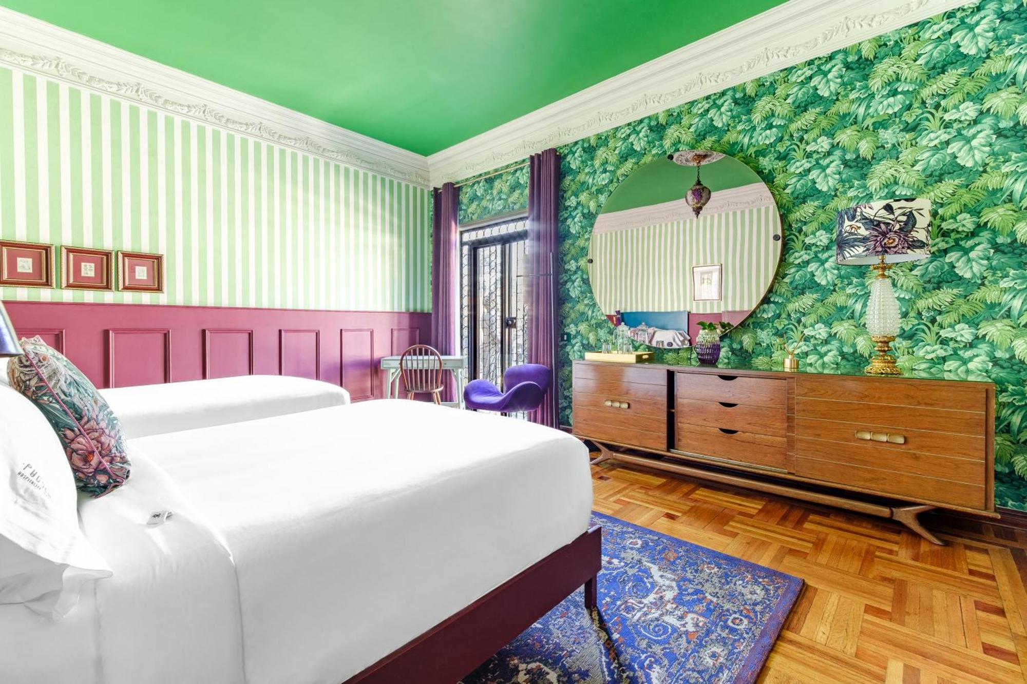 Pug Seal Polanco Anatole France Hotel Мексико Сити Екстериор снимка