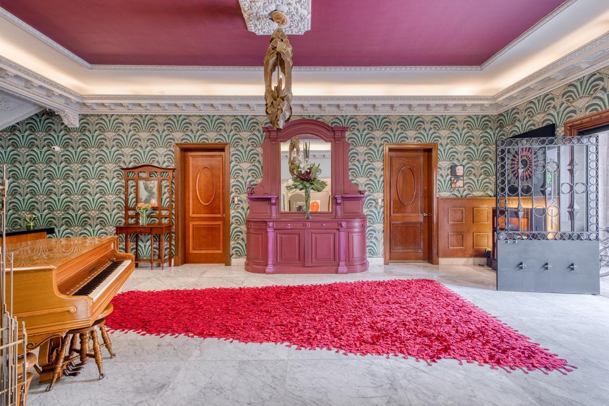 Pug Seal Polanco Anatole France Hotel Мексико Сити Екстериор снимка